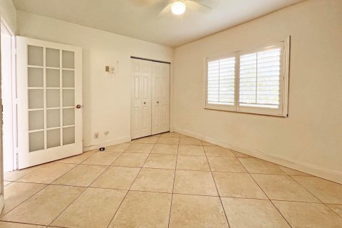 Villa ou maison à louer à Coconut Creek, Floride: 3 chambres, 147.25 m2 № 2393223 - photo 21
