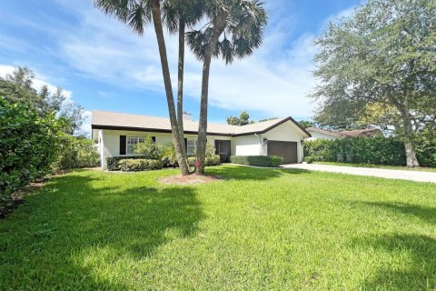 Villa ou maison à Coconut Creek, Floride 3 chambres, 147.25 m2 № 2393223