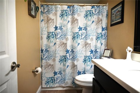 Townhouse in Saint Pete Beach, Florida 3 bedrooms, 190.45 sq.m. № 2219550 - photo 10