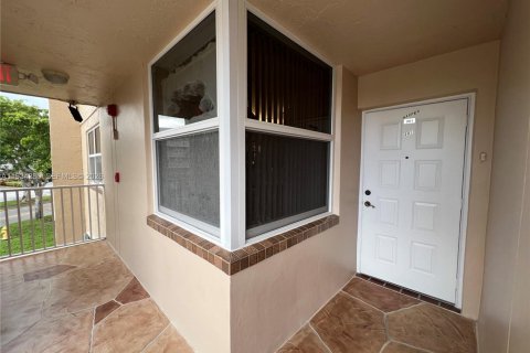 Купить кондоминиум в Санрайз, Флорида 2 спальни, 103.12м2, № 2000260 - фото 2