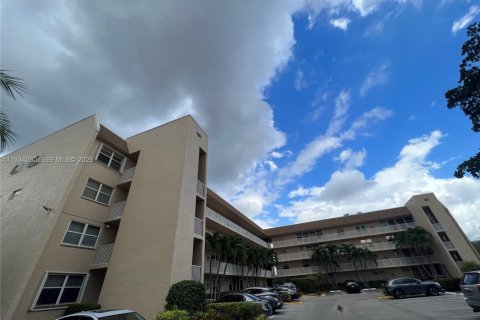 Купить кондоминиум в Санрайз, Флорида 2 спальни, 103.12м2, № 2000260 - фото 18