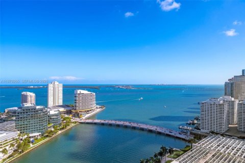 Condominio en venta en Miami, Florida, 1 dormitorio, 96.15 m2 № 2047296 - foto 19