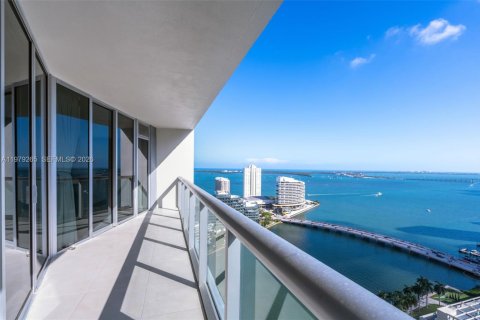 Condominio en Miami, Florida, 1 dormitorio  № 2047296
