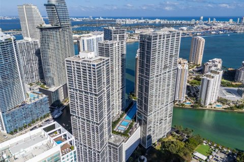Condominio en venta en Miami, Florida, 1 dormitorio, 96.15 m2 № 2047296 - foto 22