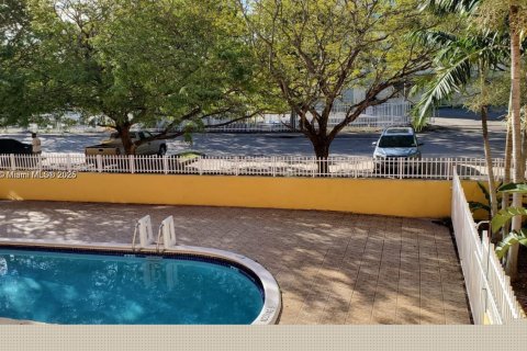 Condominio en venta en North Miami Beach, Florida, 1 dormitorio, 49.24 m2 № 1706951 - foto 7