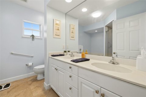 Condo in Punta Gorda, Florida, 2 bedrooms  № 2226472 - photo 14