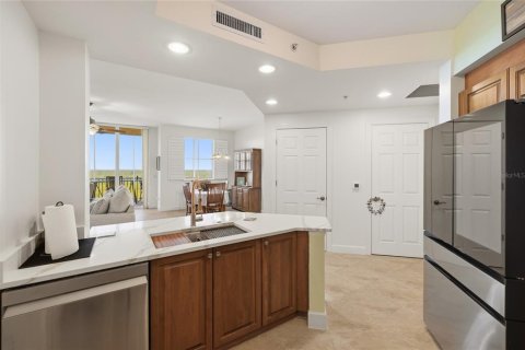Condo in Punta Gorda, Florida, 2 bedrooms  № 2226472 - photo 4