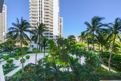 Condominio en venta en Aventura, Florida, 3 dormitorios, 252.69 m2 № 1966287 - foto 28