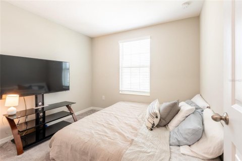 House in Sun City Center, Florida 4 bedrooms, 177.81 sq.m. № 1885735 - photo 25