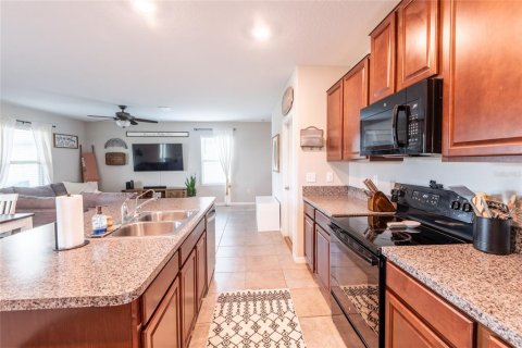 House in Sun City Center, Florida 4 bedrooms, 177.81 sq.m. № 1885735 - photo 15