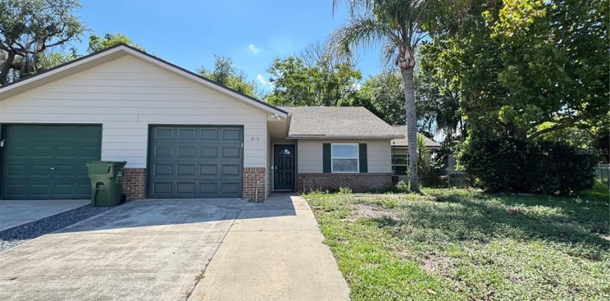 Apartment in Leesburg, Florida 3 bedrooms, 127.18 sq.m. № 2239181