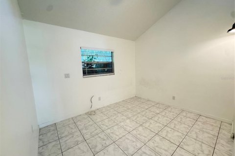 Apartment in Leesburg, Florida 3 bedrooms, 127.18 sq.m. № 2239181 - photo 9