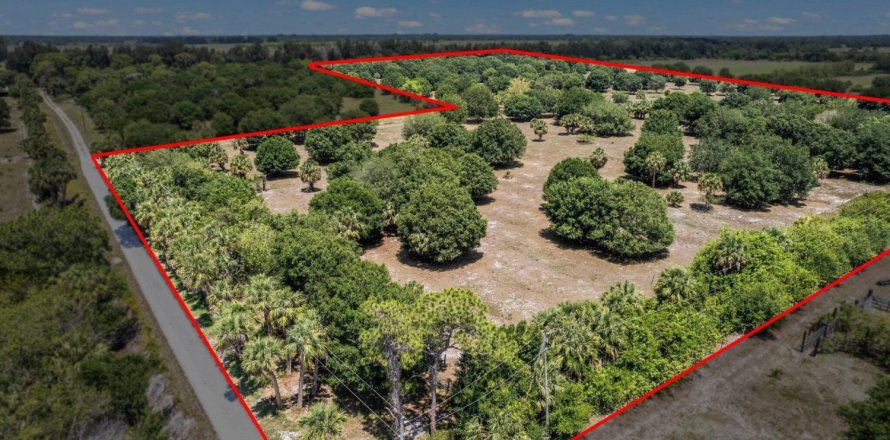 Terreno en Vero Beach, Florida № 1207918