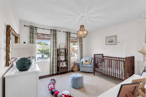 House in Delray Beach, Florida 5 bedrooms, 277.03 sq.m. № 1986193 - photo 20