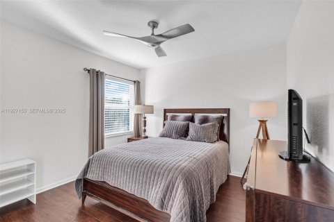 House in Delray Beach, Florida 5 bedrooms, 277.03 sq.m. № 1986193 - photo 25