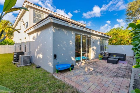 House in Delray Beach, Florida 5 bedrooms, 277.03 sq.m. № 1986193 - photo 29