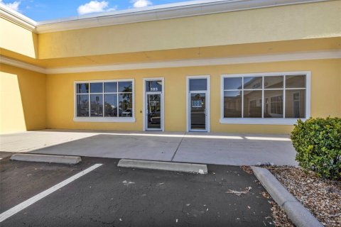 Commercial property in Punta Gorda, Florida 2276.76 sq.m. № 2224424 - photo 12