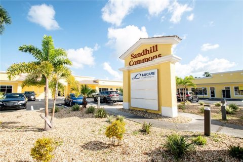 Immobilier commercial à Punta Gorda, Floride 2276.76 m2 № 2224424