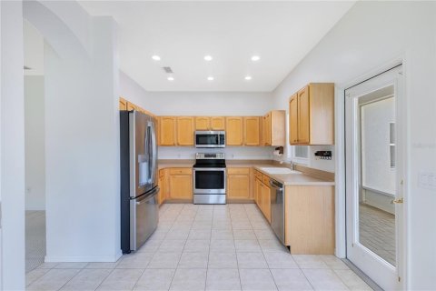 Dúplex en venta en Kissimmee, Florida, 2 dormitorios, 122.35 m2 № 1804125 - foto 7
