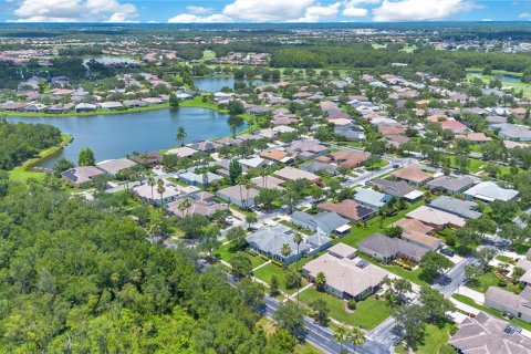 Dúplex en venta en Kissimmee, Florida, 2 dormitorios, 122.35 m2 № 1804125 - foto 20
