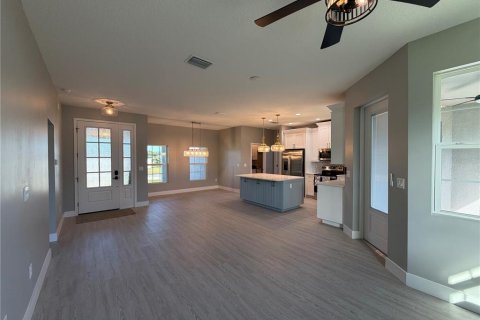 House in Ocala, Florida 3 bedrooms, 134.71 sq.m. № 2395657 - photo 6