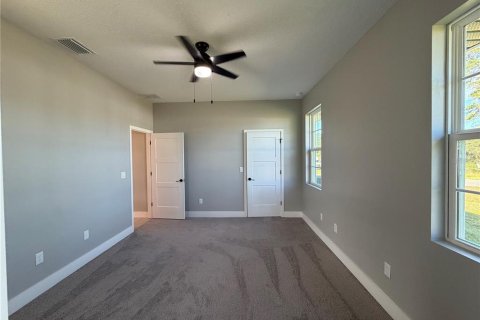 House in Ocala, Florida 3 bedrooms, 134.71 sq.m. № 2395657 - photo 21
