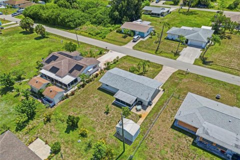 House in North Port, Florida 2 bedrooms, 80.27 sq.m. № 2167479 - photo 24