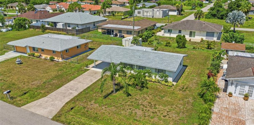 House in North Port, Florida 2 bedrooms, 80.27 sq.m. № 2167479