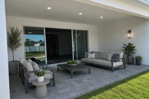 House in Orlando, Florida 4 bedrooms, 235.6 sq.m. № 2345318 - photo 11