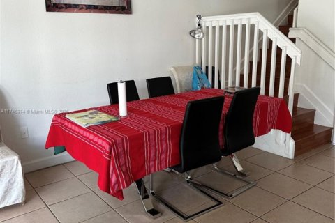 Купить таунхаус в Хомстед, Флорида 3 спальни, 135.54м2, № 1863982 - фото 13