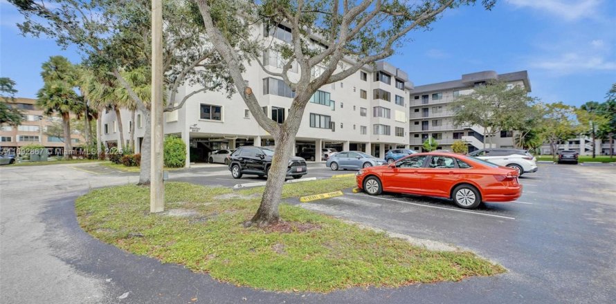 Condo à North Lauderdale, Floride, 3 chambres  № 1937908