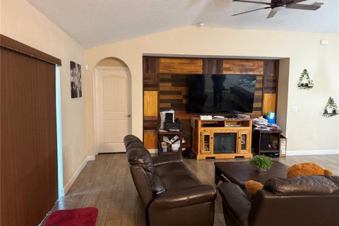 Casa en venta en Kissimmee, Florida, 4 dormitorios, 176.42 m2 № 1919802 - foto 5