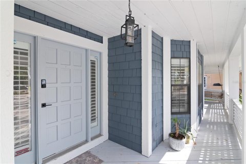 Villa ou maison à louer à Tampa, Floride: 4 chambres, 245.73 m2 № 1846833 - photo 5