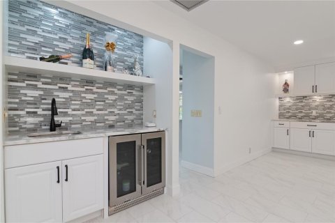 Villa ou maison à louer à Tampa, Floride: 4 chambres, 245.73 m2 № 1846833 - photo 18