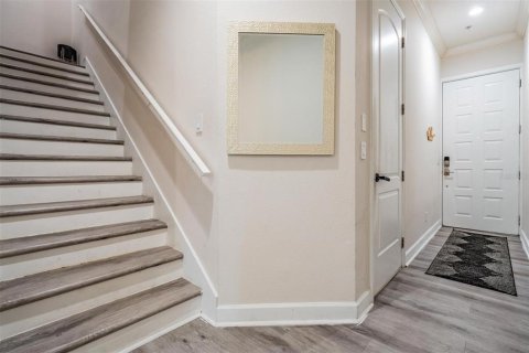 Townhouse in Tampa, Florida 3 bedrooms, 177.26 sq.m. № 1795574 - photo 5