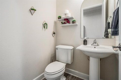 Townhouse in Tampa, Florida 3 bedrooms, 177.26 sq.m. № 1795574 - photo 6