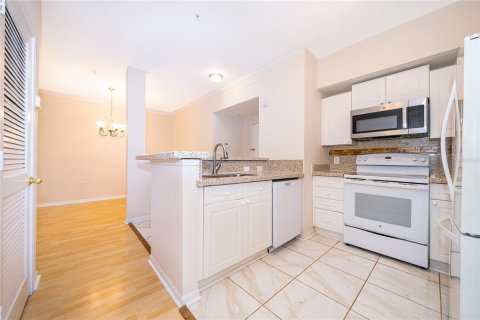 Copropriété à vendre à Celebration, Floride: 2 chambres, 102.01 m2 № 2351689 - photo 6