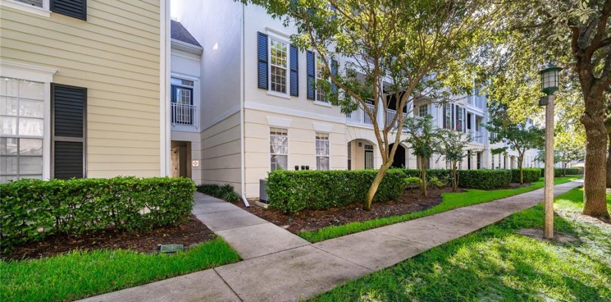 Condo à Celebration, Floride, 2 chambres  № 2351689