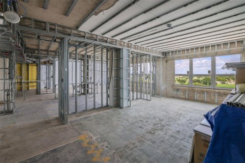 Condominio en venta en Bay Harbor Islands, Florida, 1 dormitorio, 106.84 m2 № 1945755 - foto 10