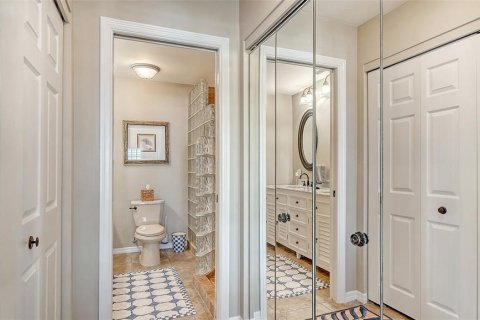 Copropriété à vendre à Sarasota, Floride: 2 chambres, 117.99 m2 № 2136599 - photo 30