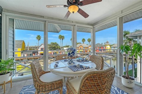 Copropriété à vendre à Sarasota, Floride: 2 chambres, 117.99 m2 № 2136599 - photo 16