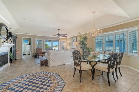 Copropriété à vendre à Sarasota, Floride: 2 chambres, 117.99 m2 № 2136599 - photo 9