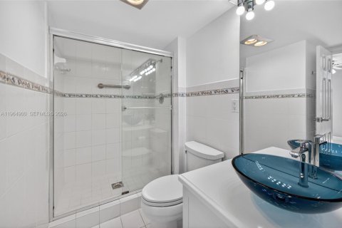 Copropriété à louer à Aventura, Floride: 2 chambres, 107.49 m2 № 2026215 - photo 20