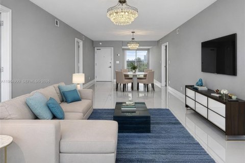Copropriété à louer à Aventura, Floride: 2 chambres, 107.49 m2 № 2026215 - photo 7