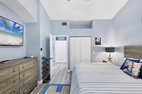 Condo in Bradenton, Florida, 2 bedrooms  № 1903489 - photo 23