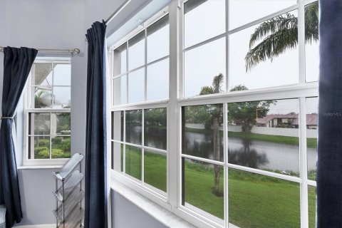 Condo in Bradenton, Florida, 2 bedrooms  № 1903489 - photo 18