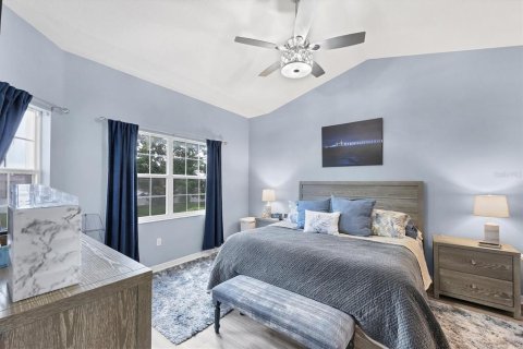 Condo in Bradenton, Florida, 2 bedrooms  № 1903489 - photo 16