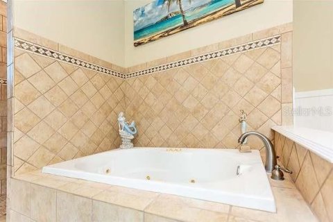 Купить виллу или дом в Стейнхатчи, Флорида 3 комнаты, 253.53м2, № 1554669 - фото 17