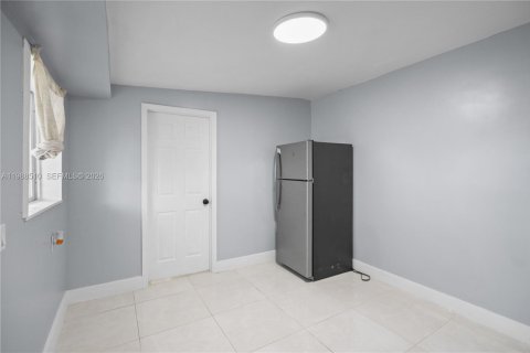 Casa en venta en Fort Lauderdale, Florida, 3 dormitorios, 72.46 m2 № 2050662 - foto 30