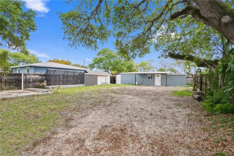 Casa en venta en Fort Lauderdale, Florida, 3 dormitorios, 72.46 m2 № 2050662 - foto 6